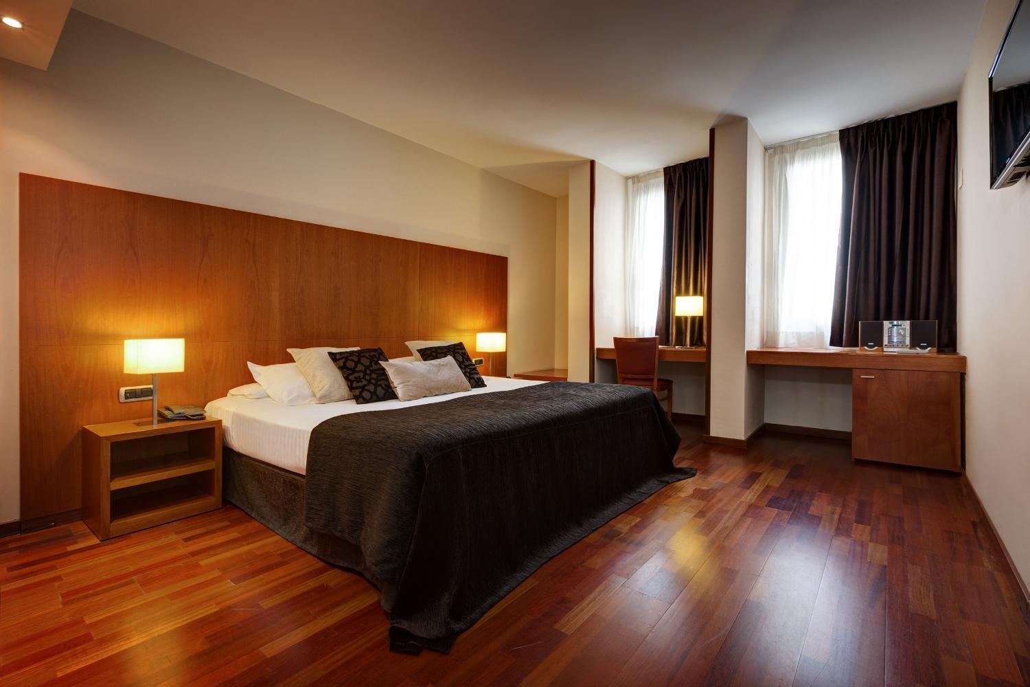 Acevi Villarroel 4* Barcelone